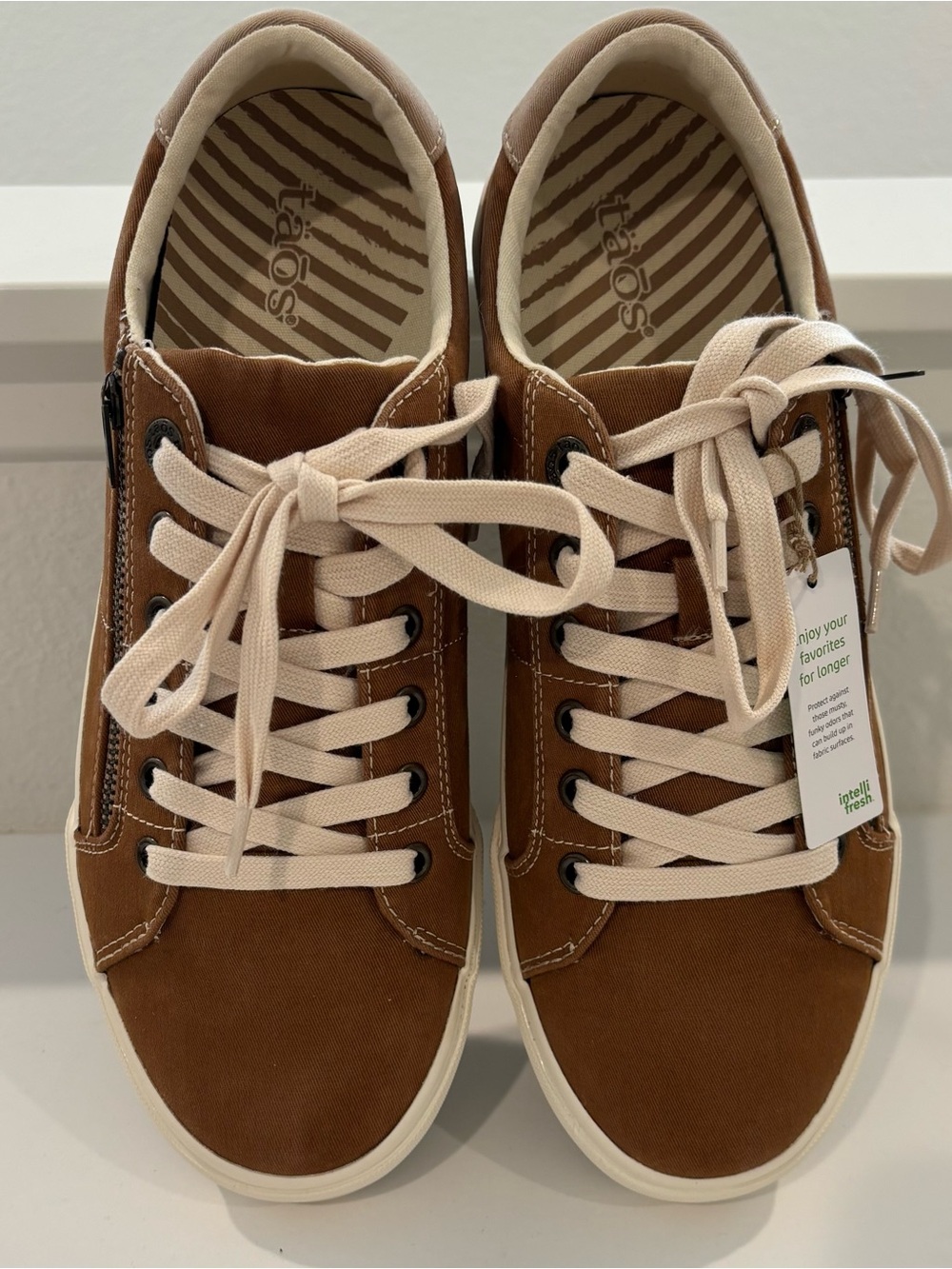Taos 'Z Soul' Tan Brown Canvas Sneakers - Size 10 Wide - Picture 2 of 9